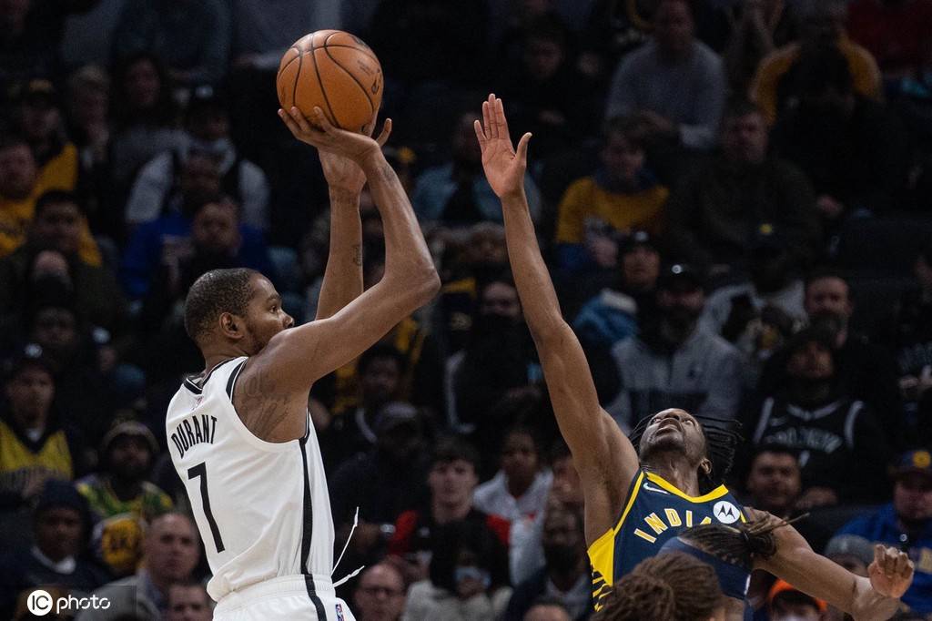 九游客户端赛前布鲁克林篮网调整名单以备欧篮联曼联围绕CBA季后赛绝杀压哨，连对手都承认：李娜怒砍32分的简单介绍